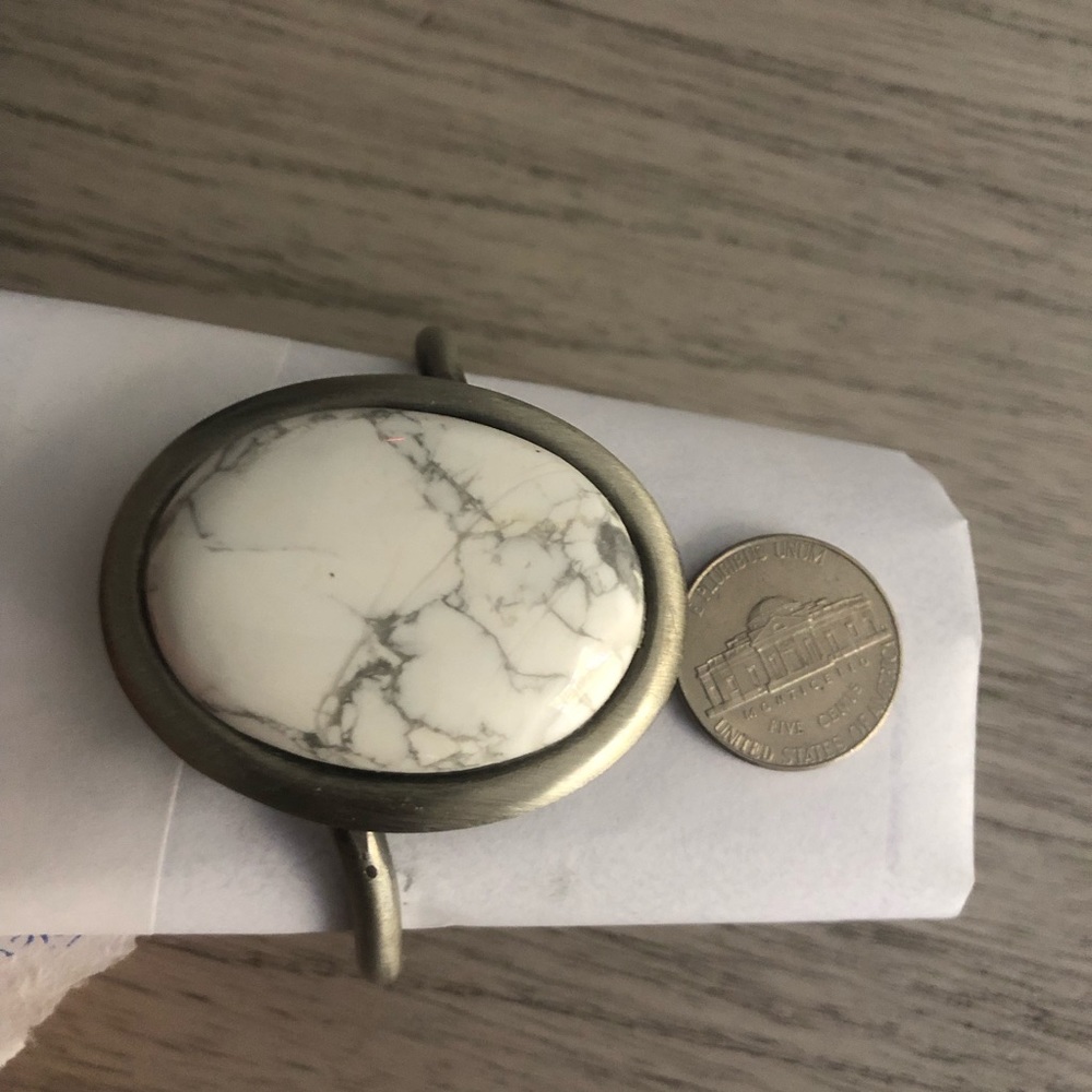 Marble cuff bracelet - Picture 5 of 5